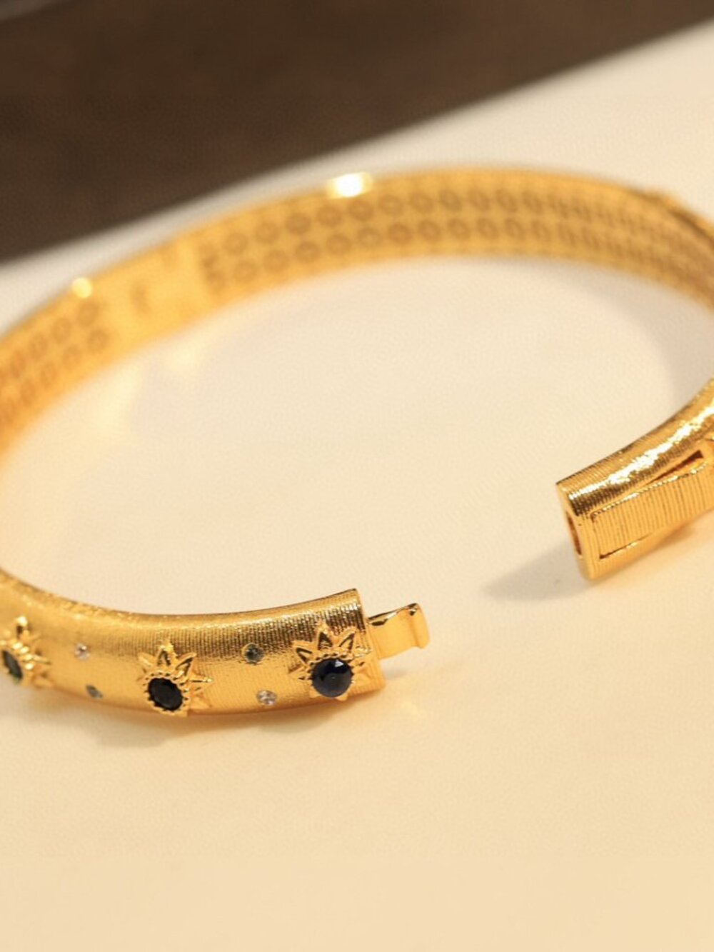 Buccellati diamond bracelet - Picture 2 of 7